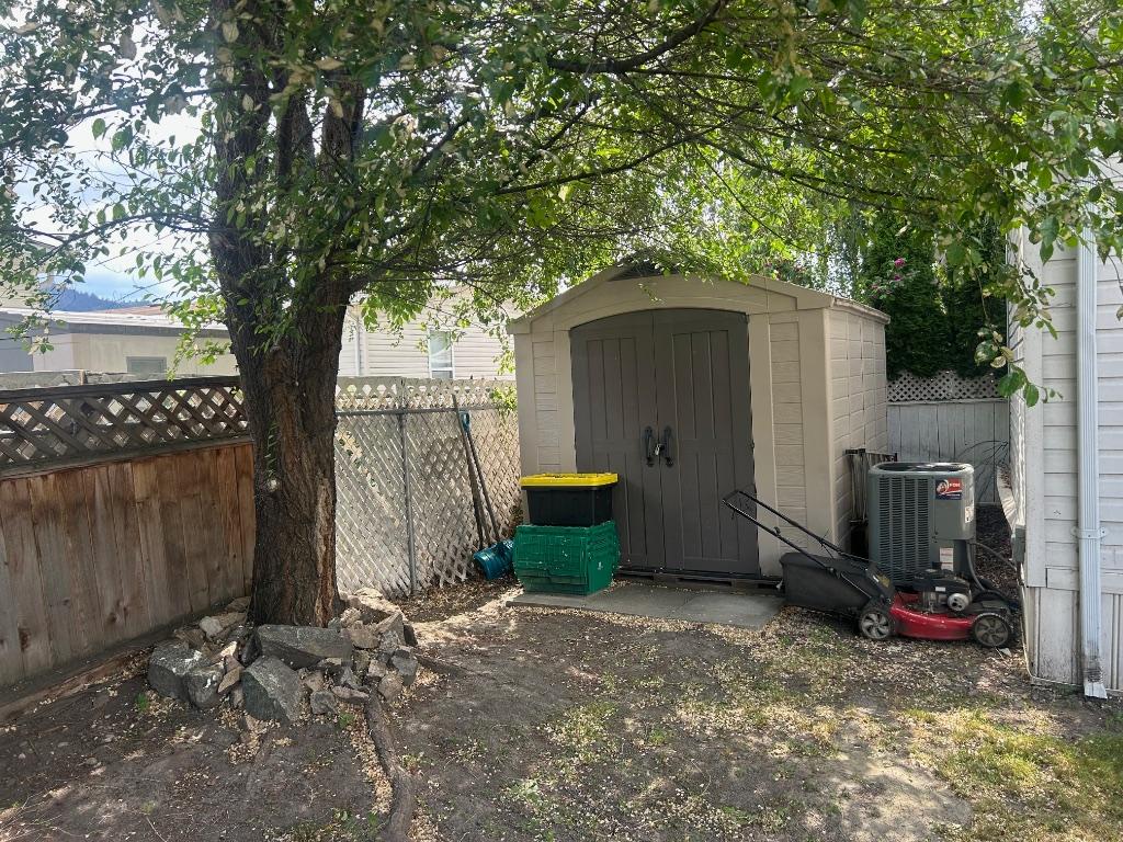 









6688


Tronson

Road, 22,
Vernon,




BC
V1H 1R9

