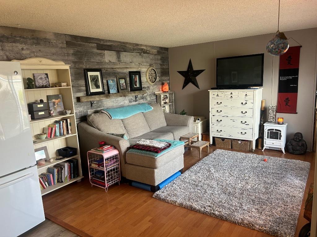 









6688


Tronson

Road, 22,
Vernon,




BC
V1H 1R9

