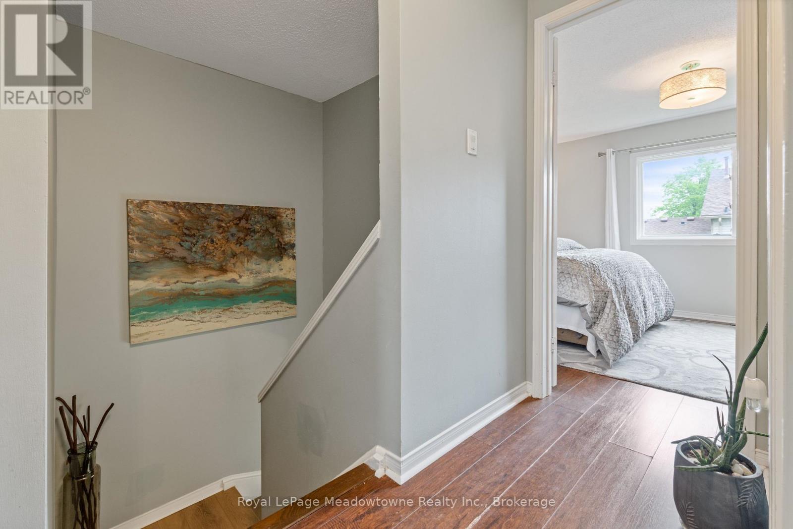 












73 - 2272 MOWAT AVENUE

,
Oakville (RO River Oaks),




Ontario
L6H5L8

