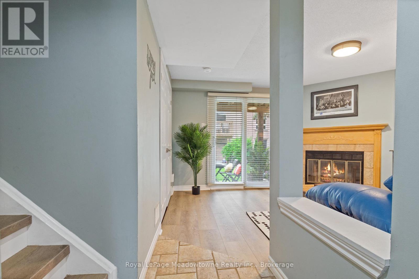












73 - 2272 MOWAT AVENUE

,
Oakville (RO River Oaks),




Ontario
L6H5L8

