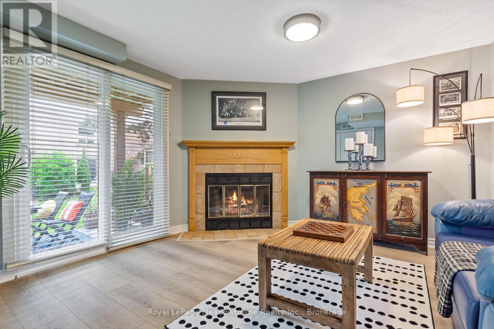 












73 - 2272 MOWAT AVENUE

,
Oakville (RO River Oaks),




Ontario
L6H5L8


