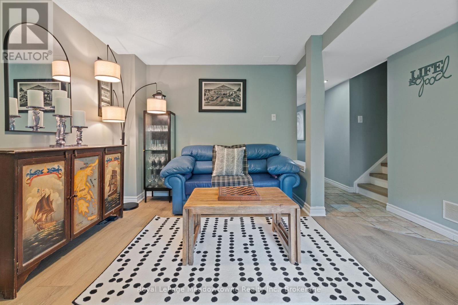 












73 - 2272 MOWAT AVENUE

,
Oakville (RO River Oaks),




Ontario
L6H5L8

