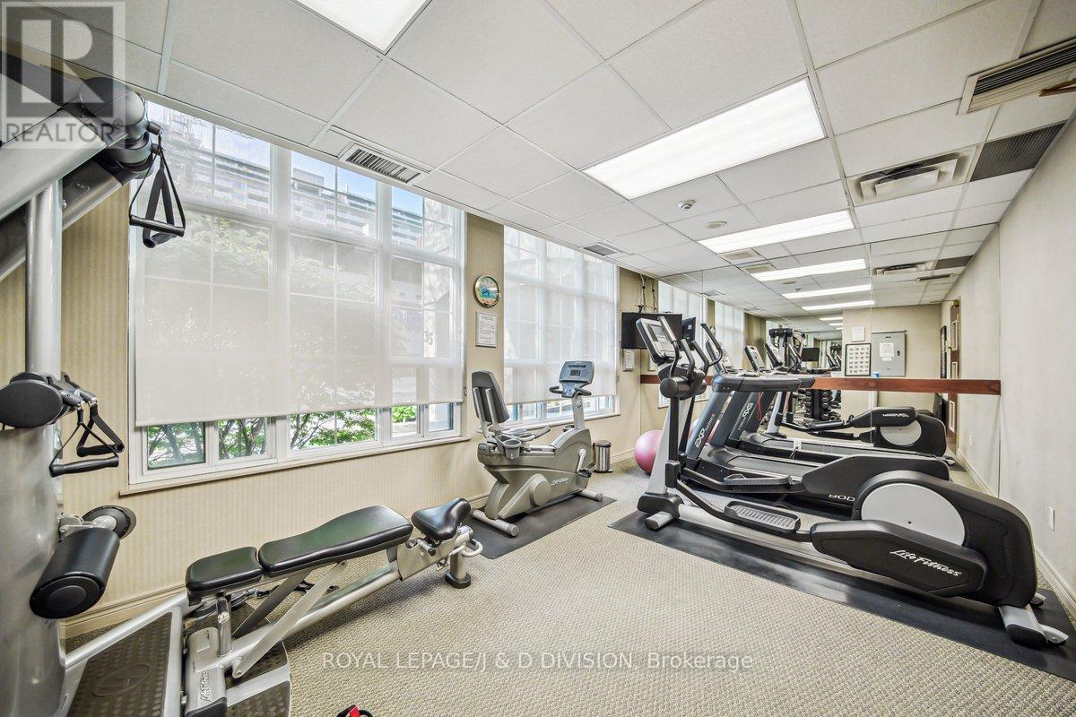 












206 - 35 MERTON STREET

,
Toronto,




Ontario
M4S3G4

