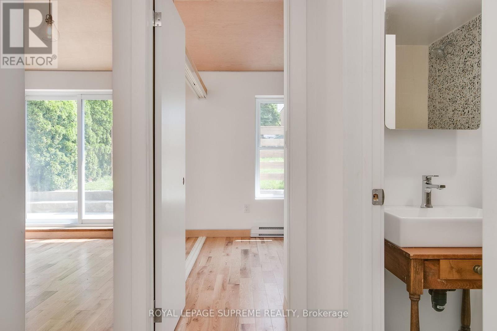 












LANEWAY - 216 SILVERTHORN AVENUE

,
Toronto,




Ontario
M6N3K4

