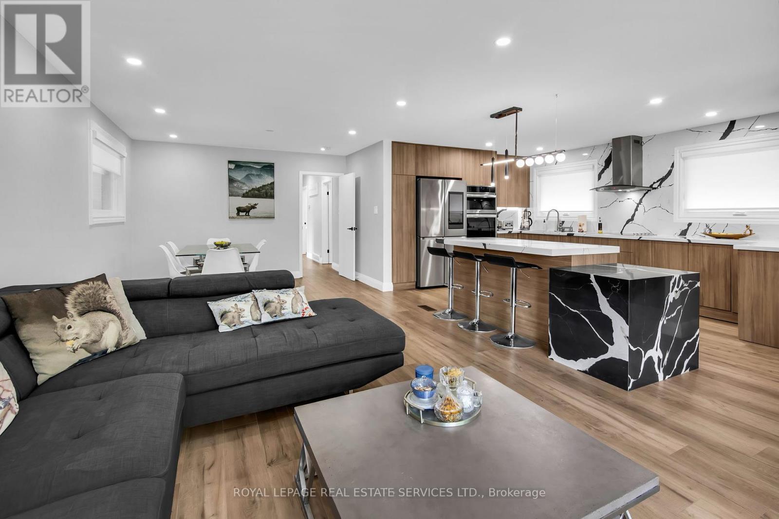 












1683 SHERWAY DRIVE

,
Mississauga,




Ontario
L4X1C8

