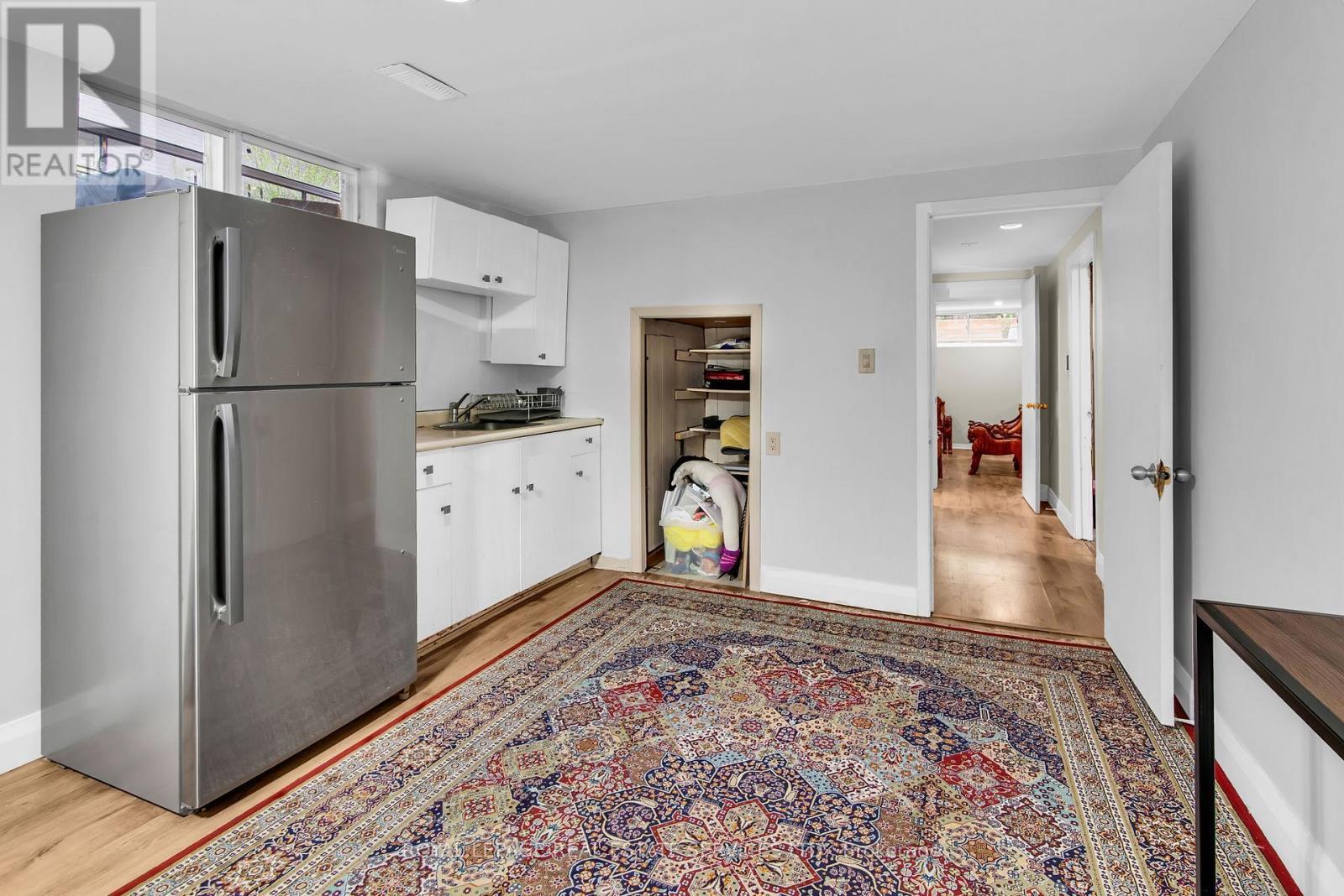 












1683 SHERWAY DRIVE

,
Mississauga,




Ontario
L4X1C8

