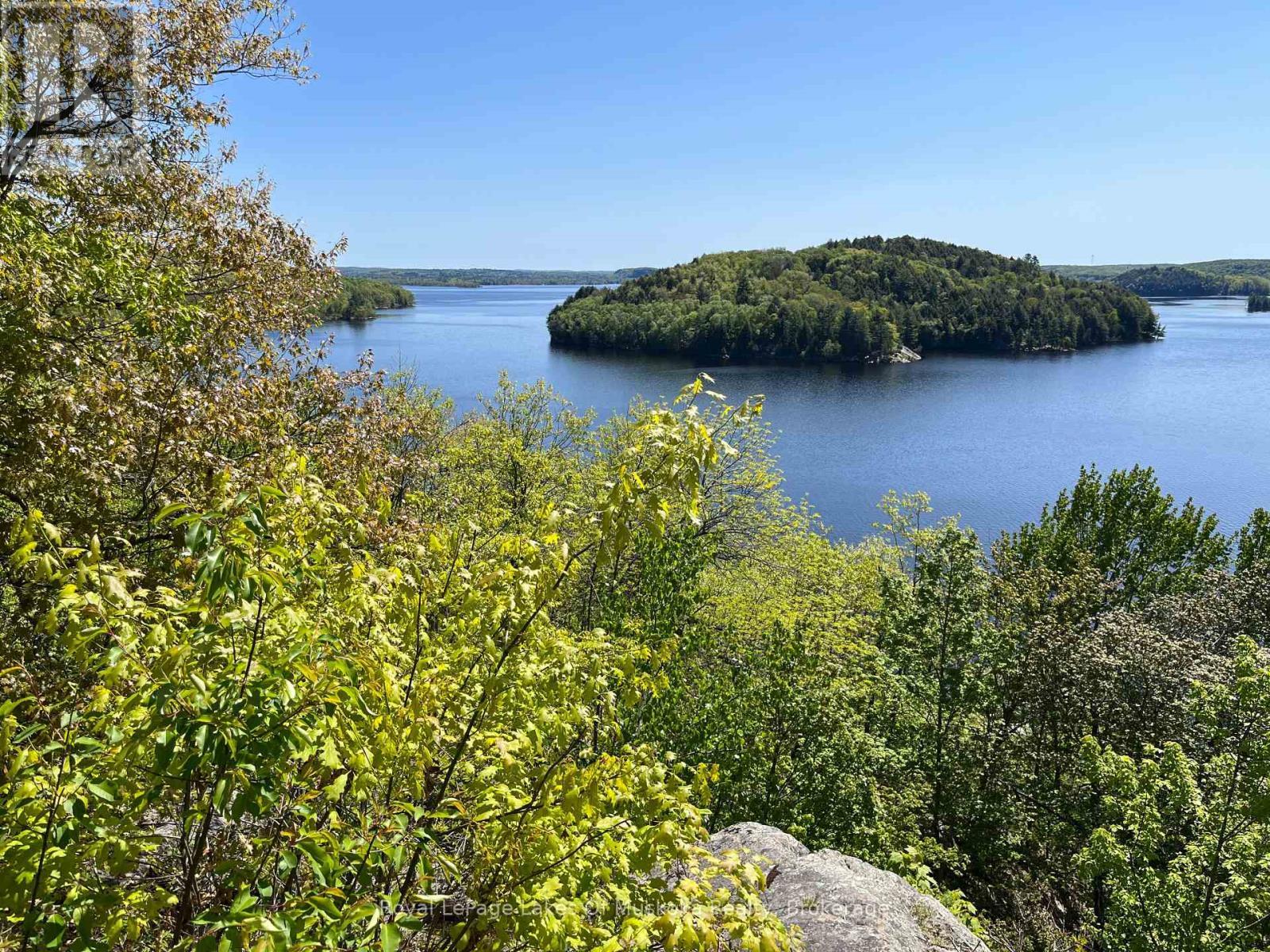 












LOT 40 SUNSET RIDGE

,
Huntsville (Stisted),







Ontario
P1H2J2

