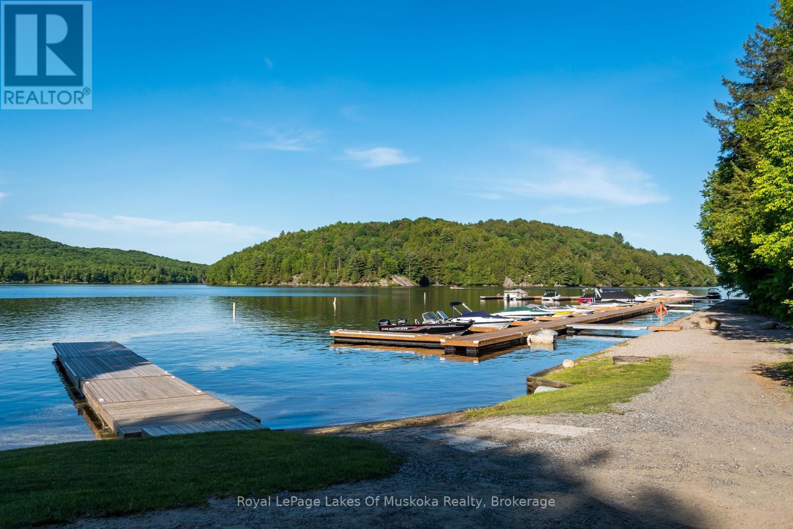 












LOT 40 SUNSET RIDGE

,
Huntsville (Stisted),







Ontario
P1H2J2

