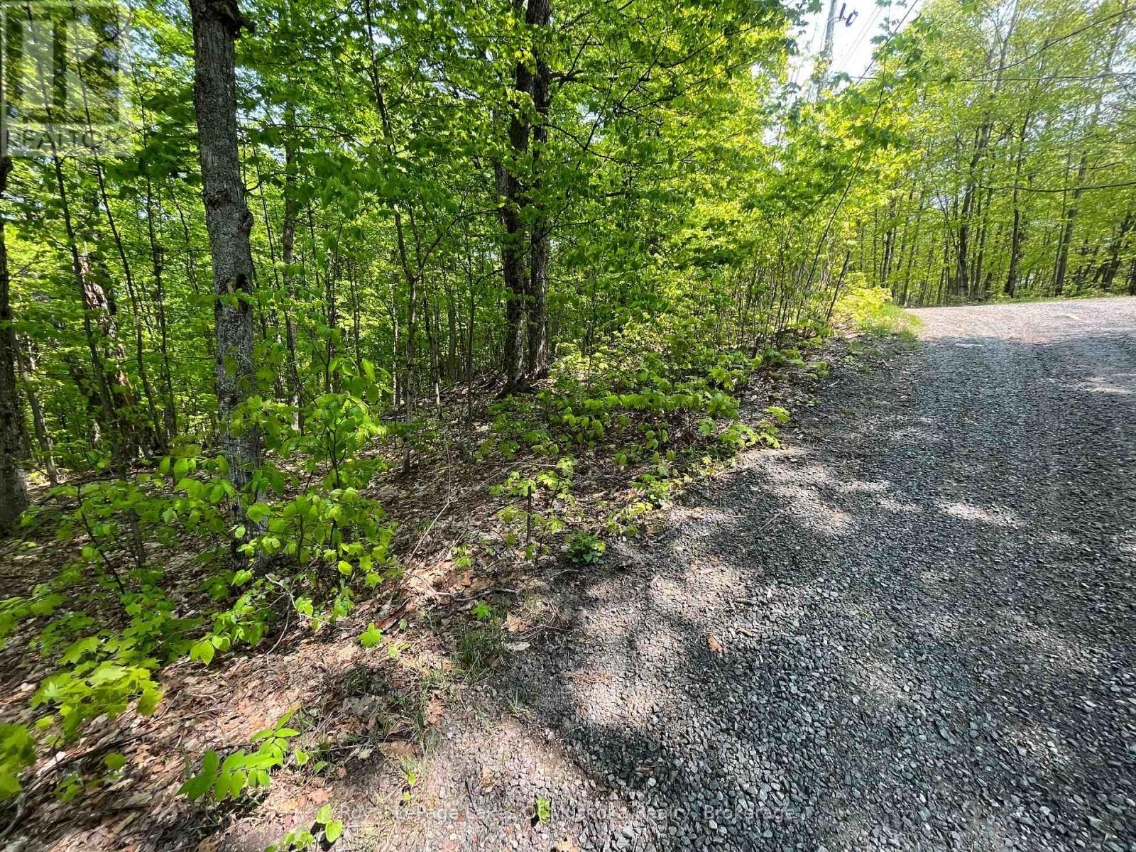 












LOT 40 SUNSET RIDGE

,
Huntsville (Stisted),







Ontario
P1H2J2

