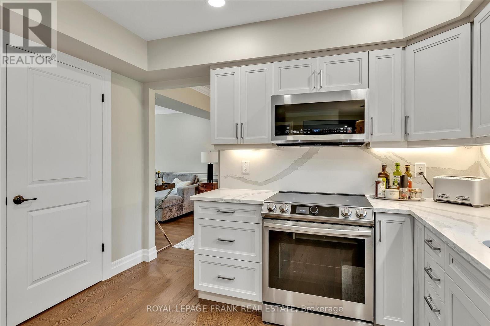 












1683 CHAMPLAIN DRIVE

,
Peterborough North (University Heights),




Ontario
K9L1W2

