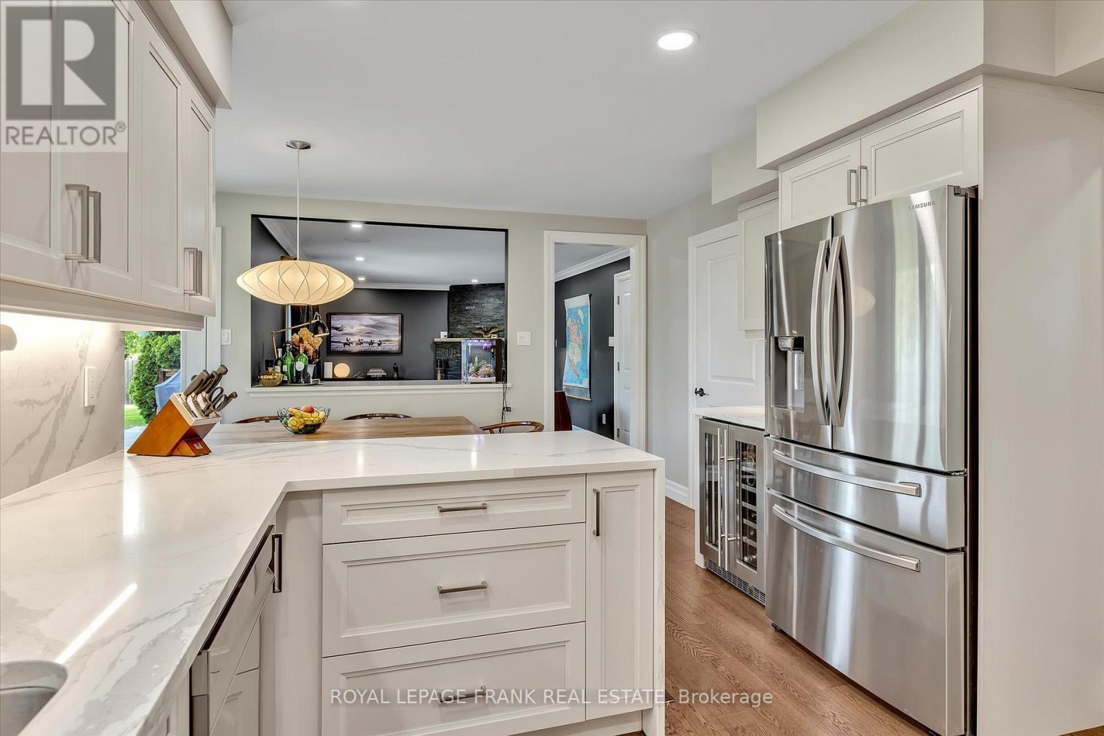 












1683 CHAMPLAIN DRIVE

,
Peterborough North (University Heights),




Ontario
K9L1W2

