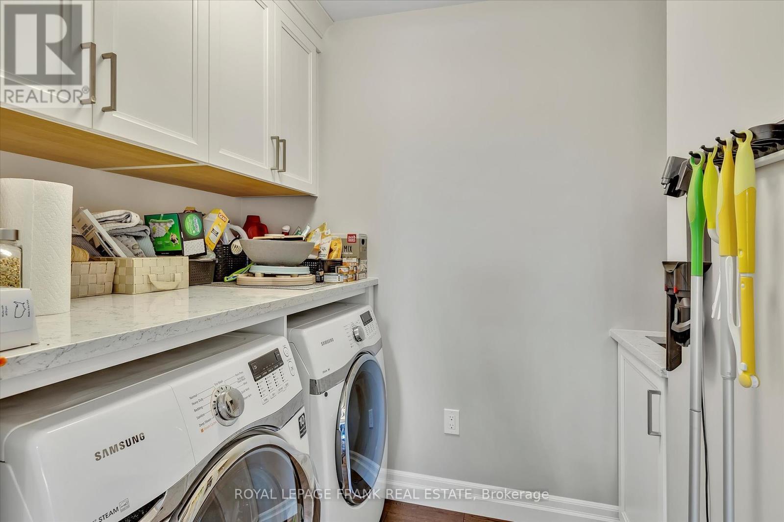 












1683 CHAMPLAIN DRIVE

,
Peterborough North (University Heights),




Ontario
K9L1W2

