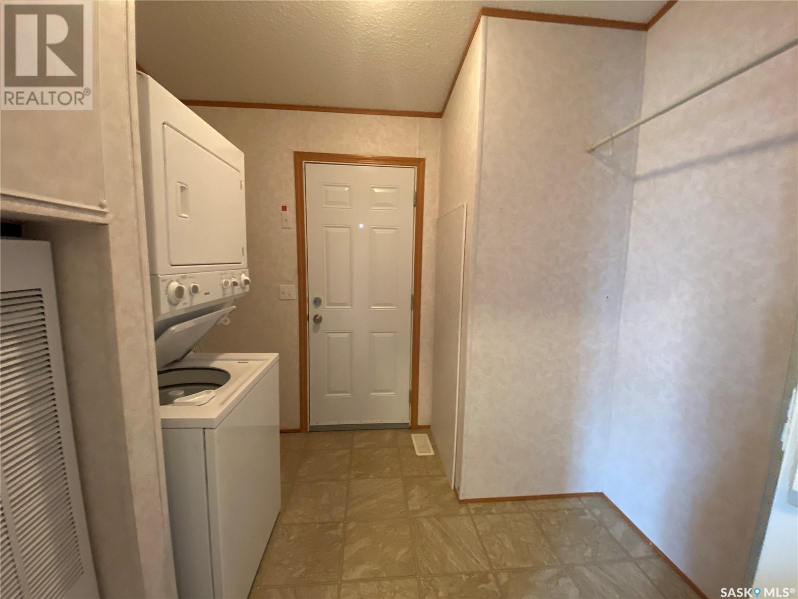 












46 Prairie Winds ESTATES

,
Kindersley,




Saskatchewan
S0L1S0

