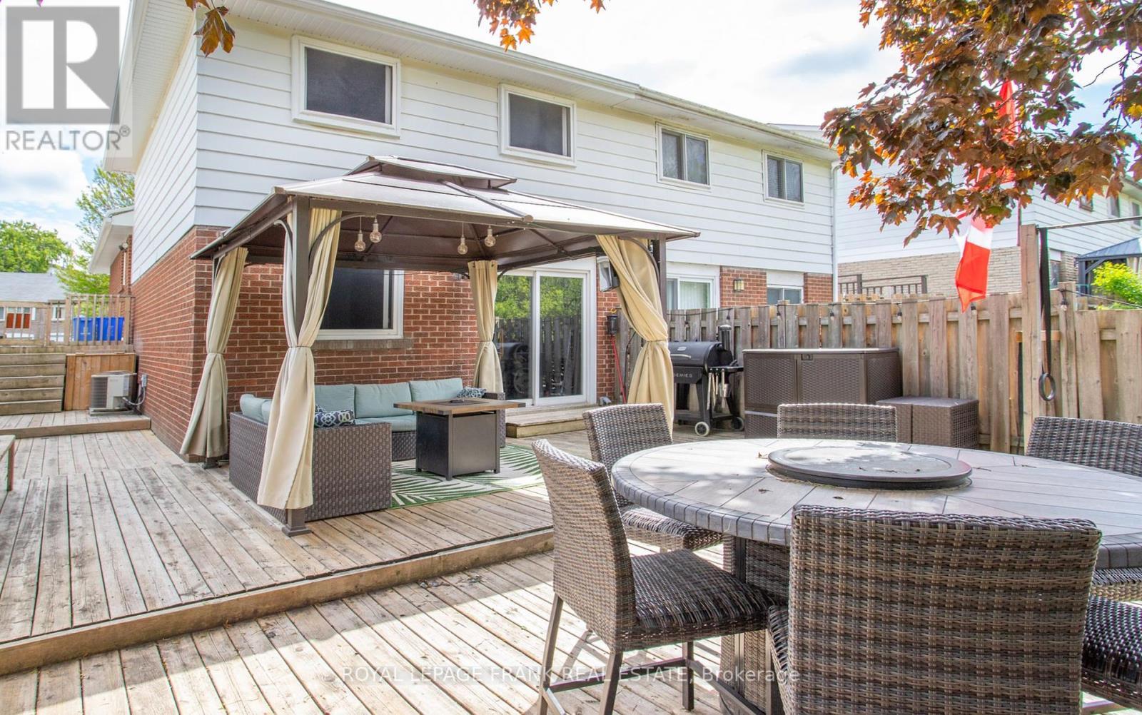 












450 SEDAN CRESCENT

,
Oshawa (Central),




Ontario
L1H3G3


