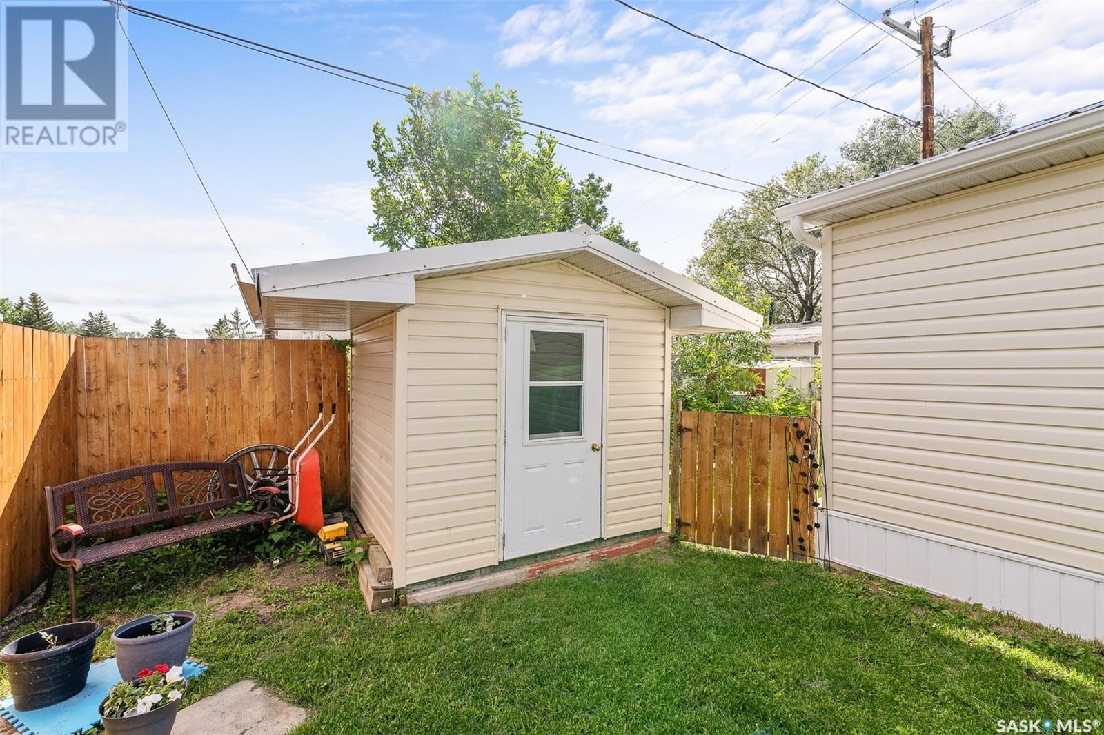 












116 Larch STREET

,
Caronport,




Saskatchewan
S0H0S0


