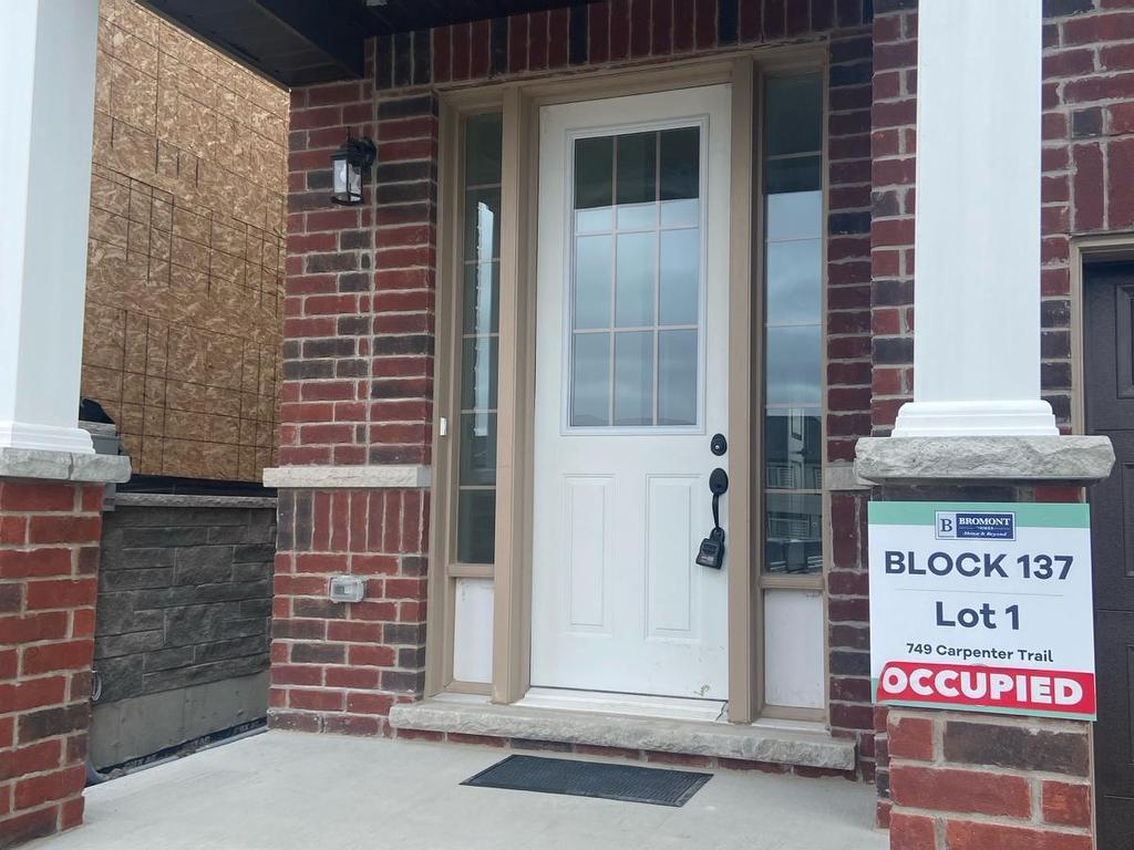 









749


Carpenter

Trail,
Peterborough North,




ON
K9K 0J3

