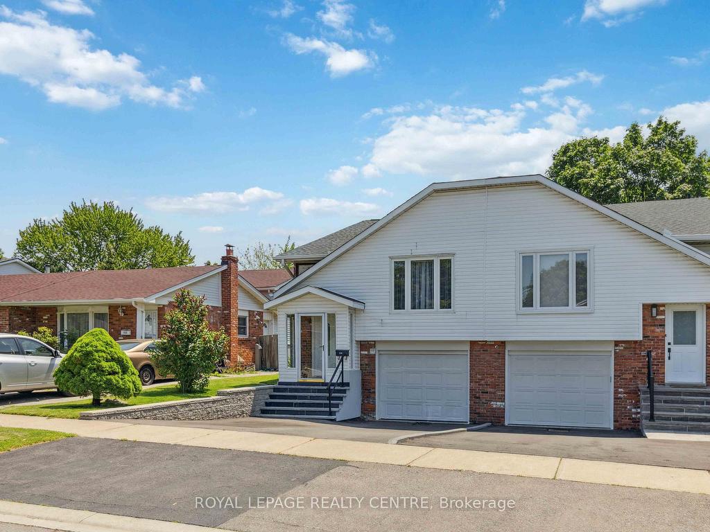 









504


Galedowns

Court,
Mississauga,




ON
L5A 3H9

