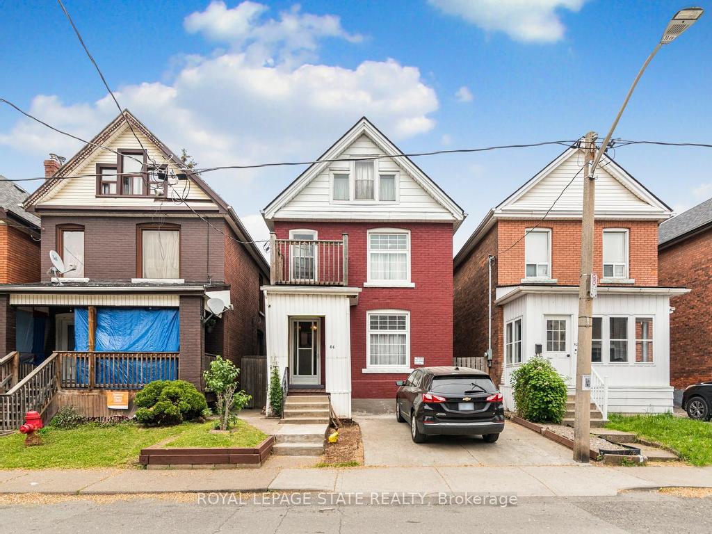 









44


Arthur

Avenue North,
Hamilton,




ON
L8L 6C5

