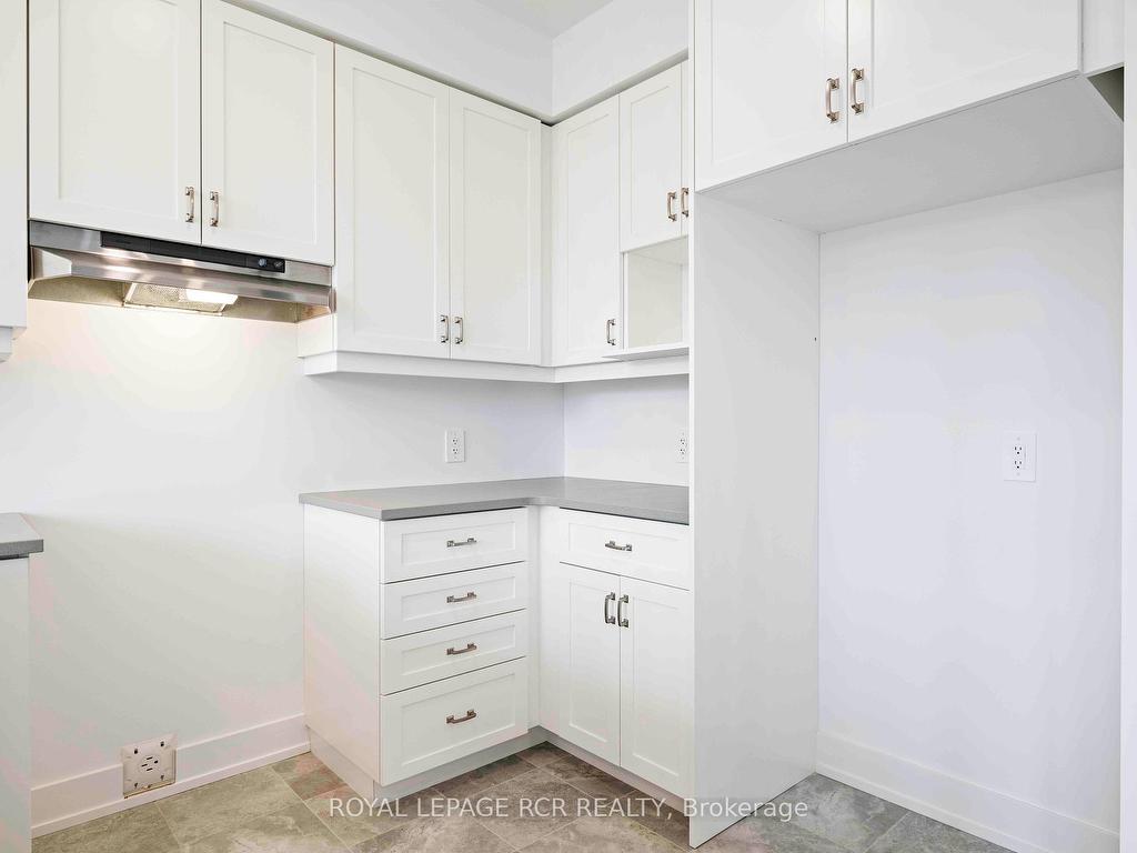 









690


Broadway

N/A, 28,
Orangeville,




ON
L9W 5C8

