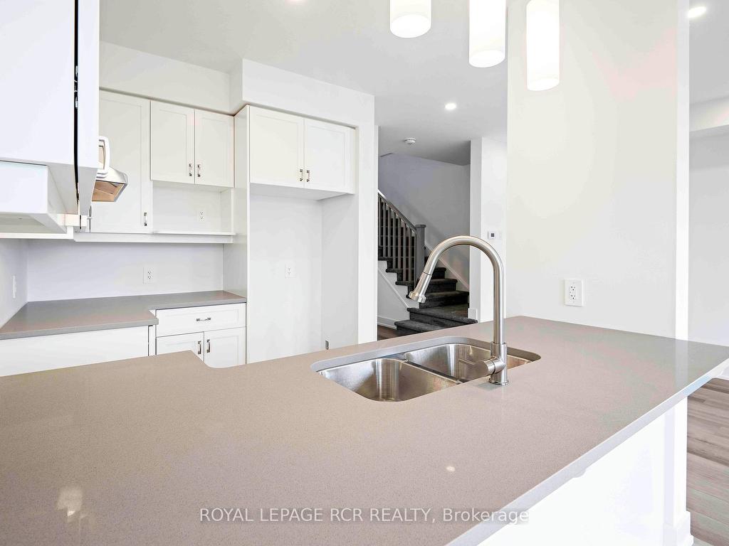 









690


Broadway

N/A, 28,
Orangeville,




ON
L9W 5C8

