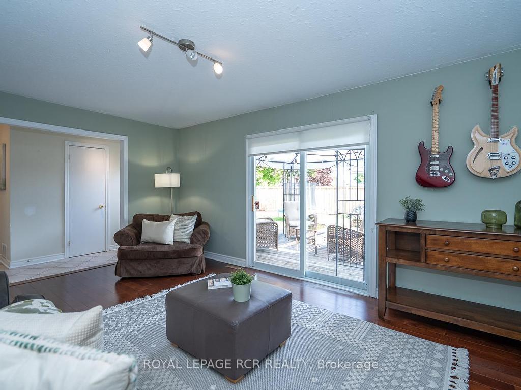 









31


Luther

Road,
East Luther Grand Valley,




ON
L9W 5R1

