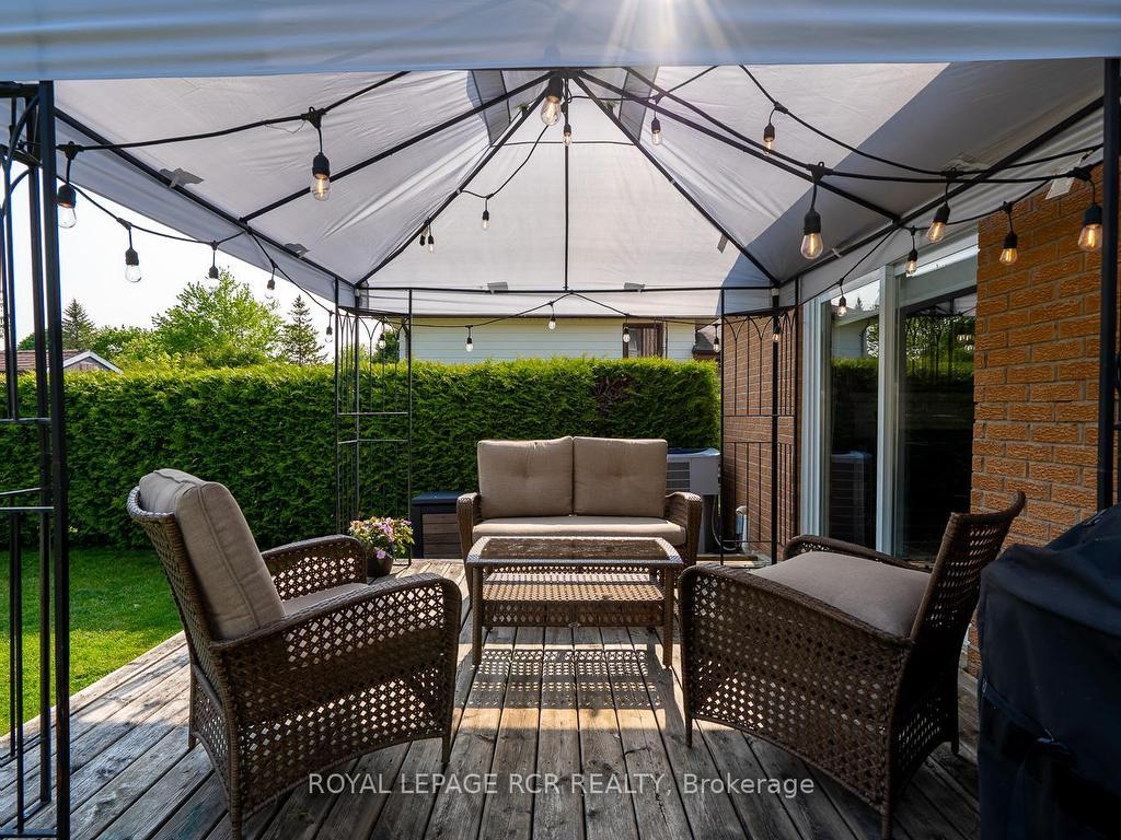 









31


Luther

Road,
East Luther Grand Valley,




ON
L9W 5R1

