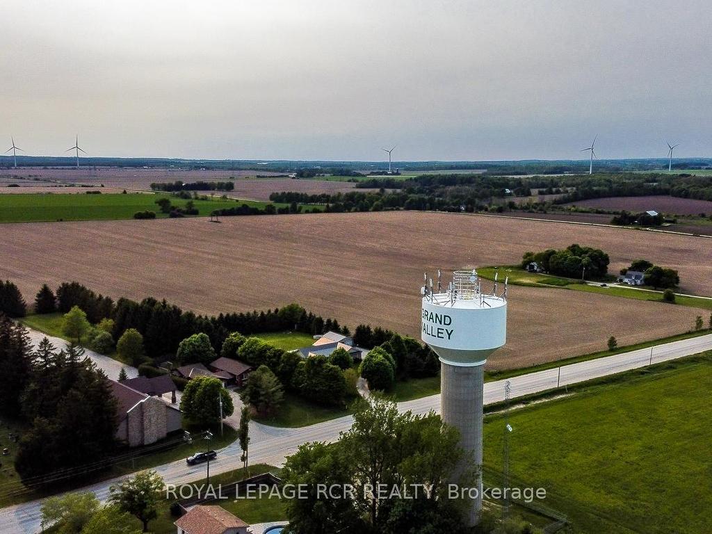 









31


Luther

Road,
East Luther Grand Valley,




ON
L9W 5R1

