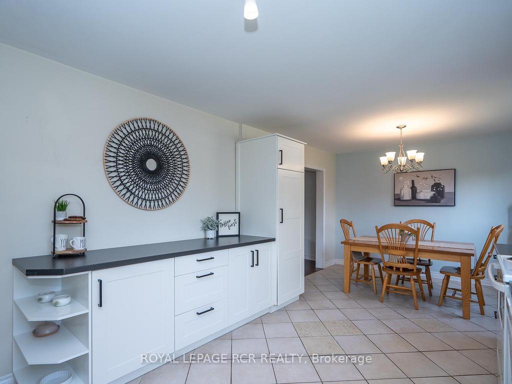 









31


Luther

Road,
East Luther Grand Valley,




ON
L9W 5R1

