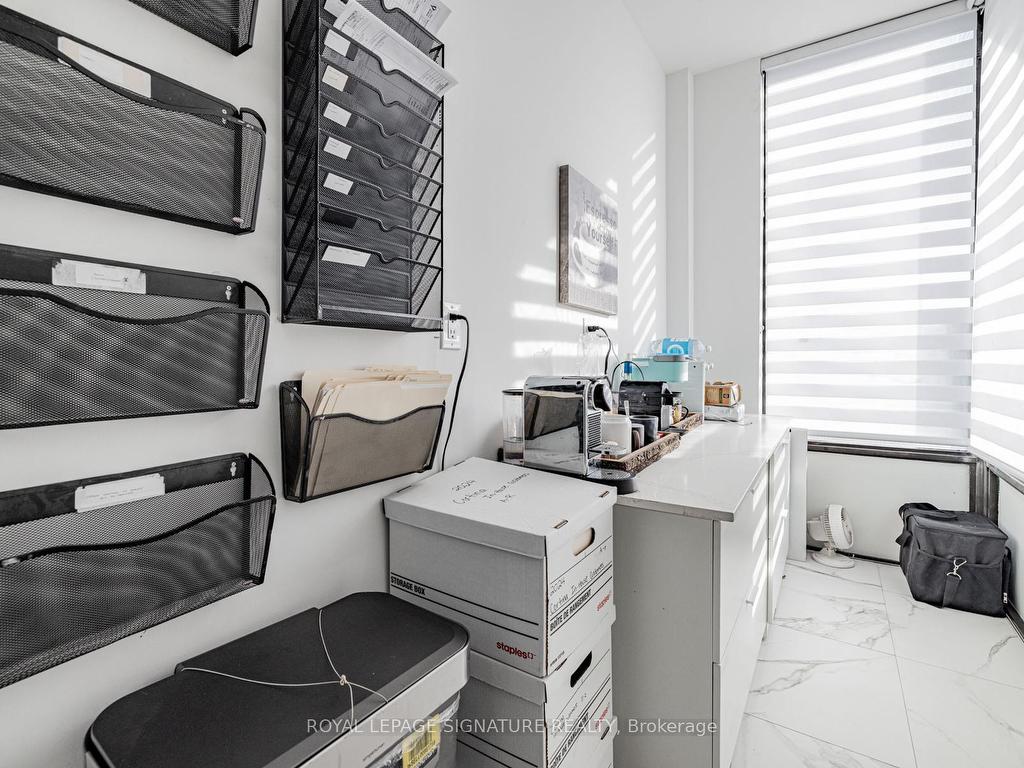 









20


Hanlan

Road, 6&7,
Vaughan,




ON
L4L 3P6

