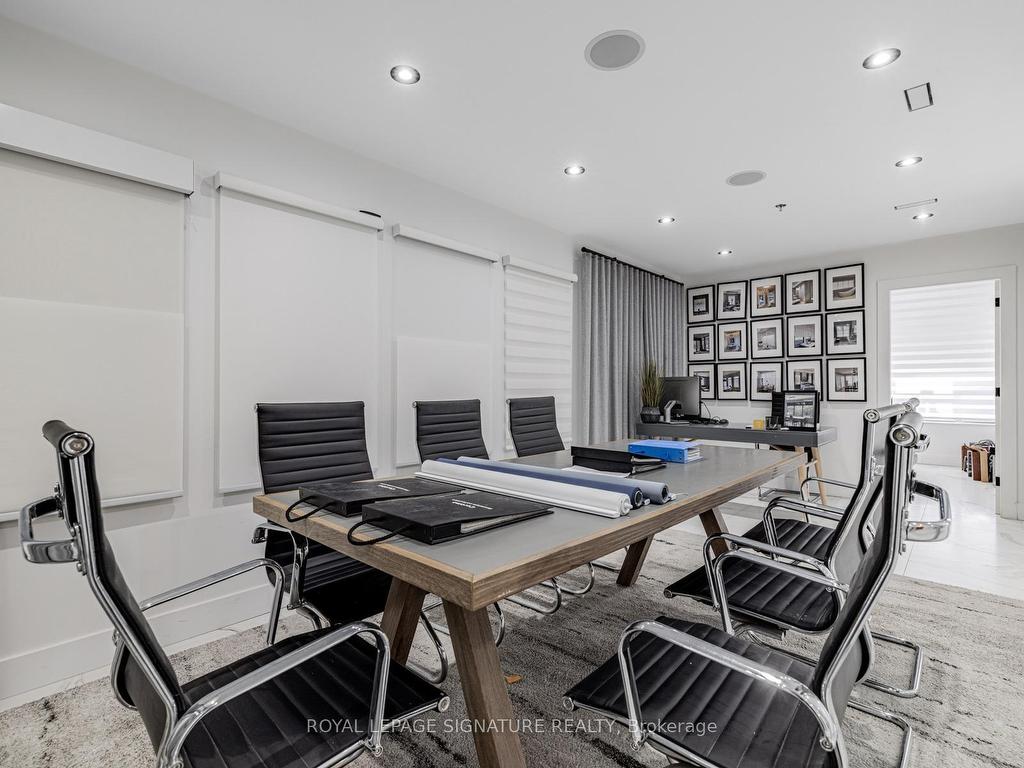









20


Hanlan

Road, 6&7,
Vaughan,




ON
L4L 3P6

