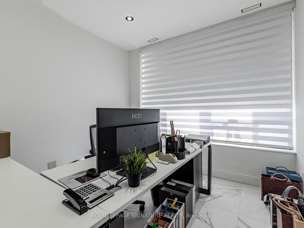 









20


Hanlan

Road, 6&7,
Vaughan,




ON
L4L 3P6

