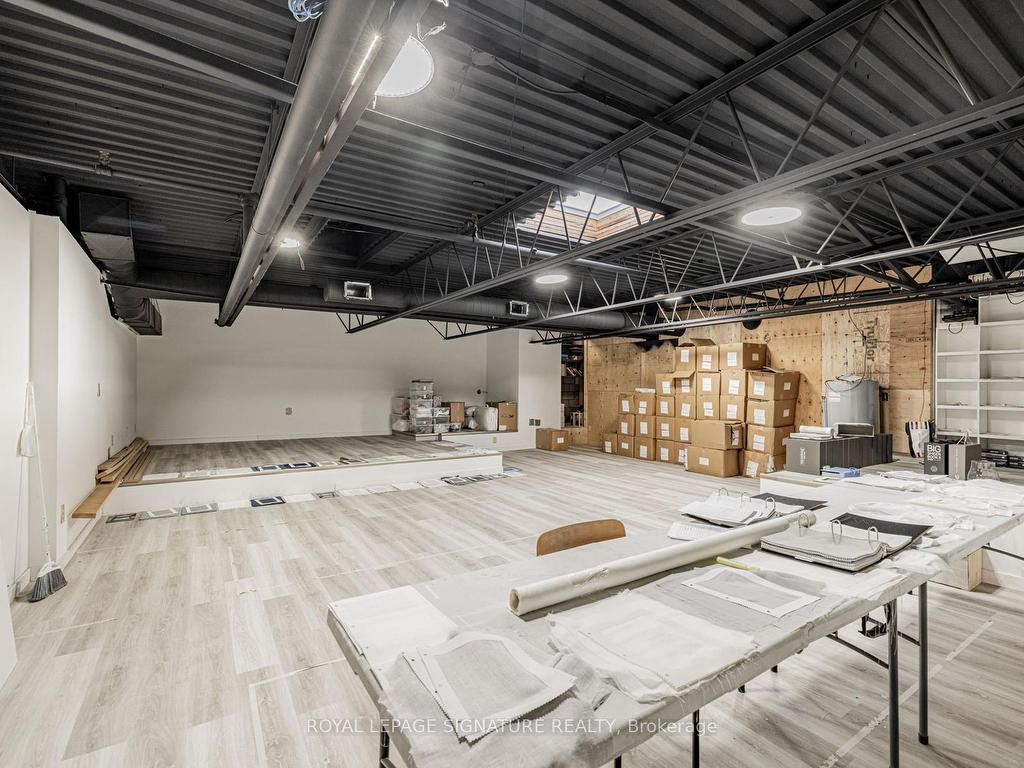 









20


Hanlan

Road, 6&7,
Vaughan,




ON
L4L 3P6

