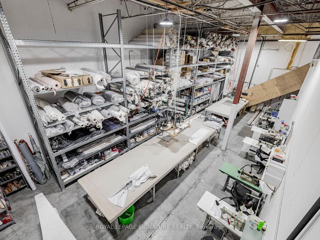 









20


Hanlan

Road, 6&7,
Vaughan,




ON
L4L 3P6

