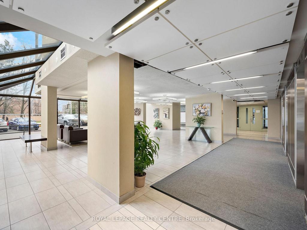 









200


Robert Speck

Parkway, 602,
Mississauga,




ON
L4Z 1S3

