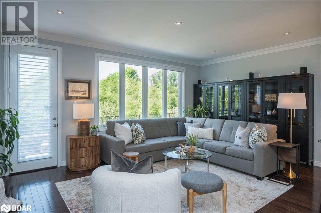 












485 PRINGLE Avenue Unit# 2

,
Milton,




Ontario
L9T8A9

