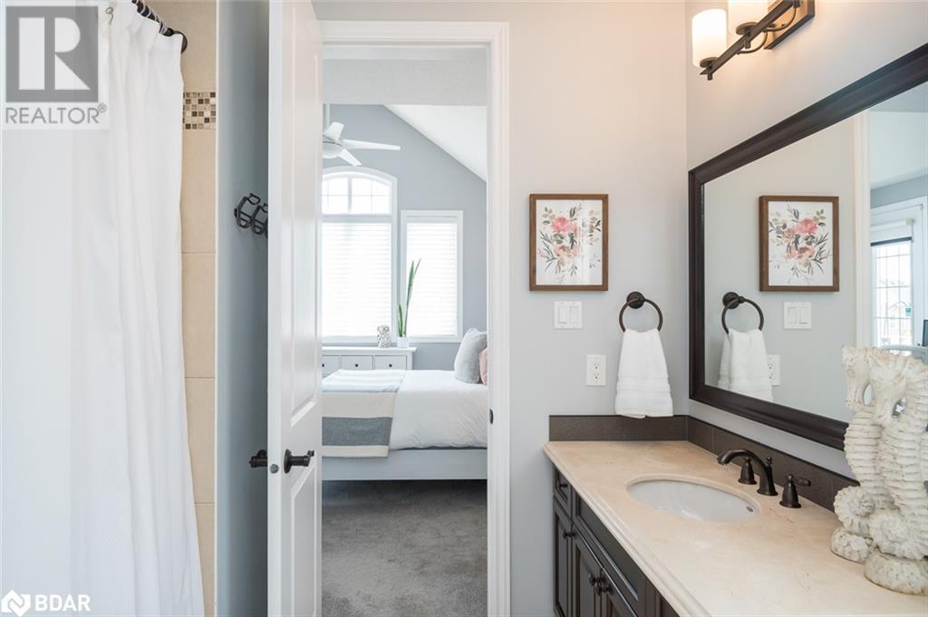 












485 PRINGLE Avenue Unit# 2

,
Milton,




Ontario
L9T8A9


