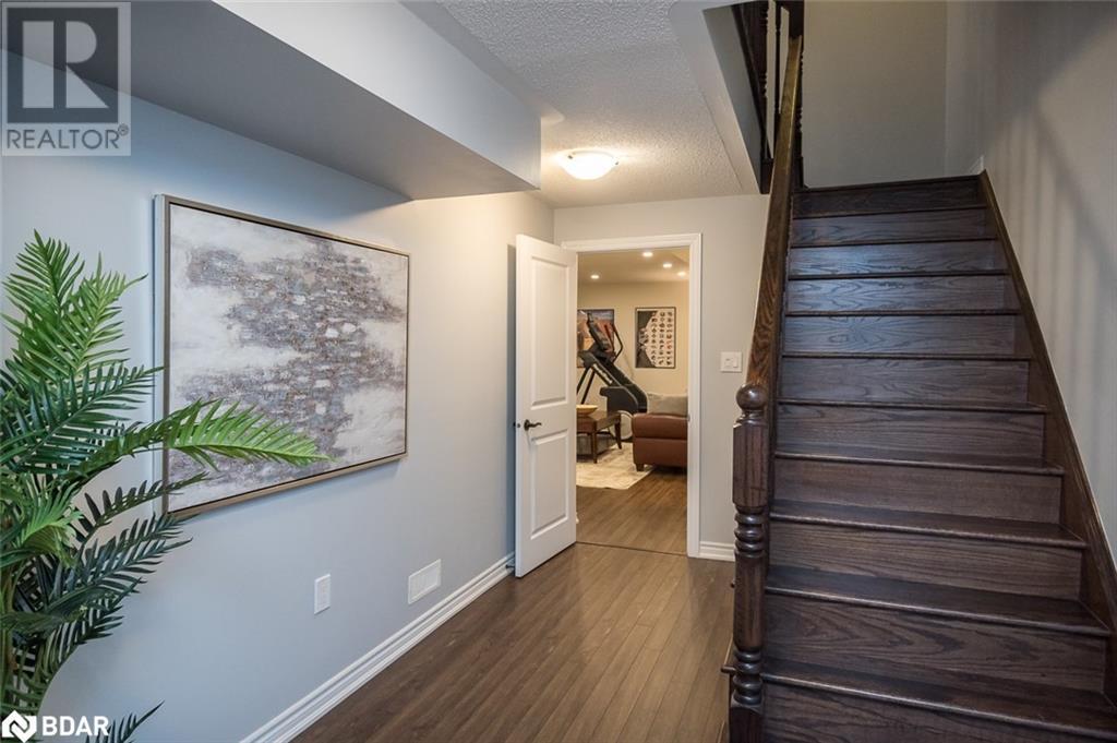 












485 PRINGLE Avenue Unit# 2

,
Milton,




Ontario
L9T8A9

