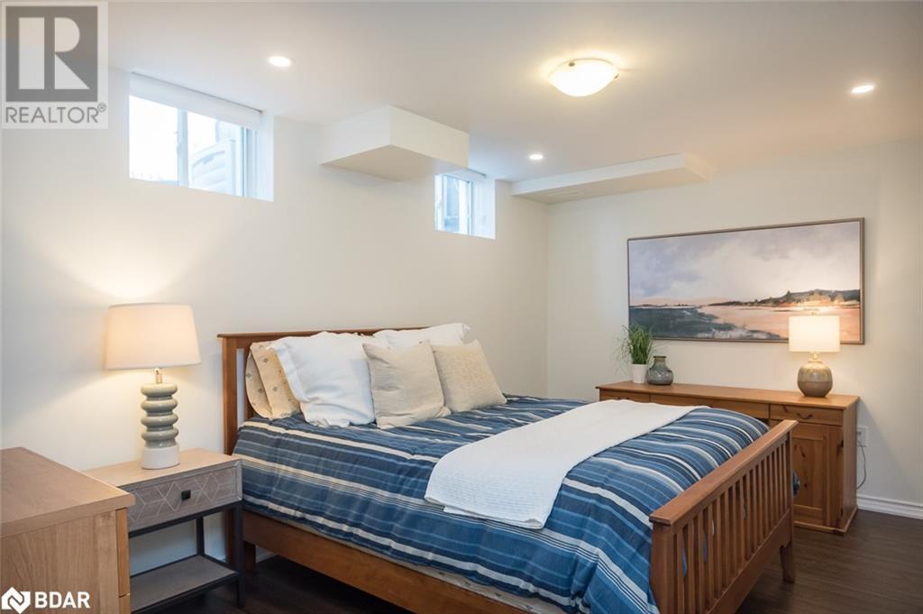 












485 PRINGLE Avenue Unit# 2

,
Milton,




Ontario
L9T8A9

