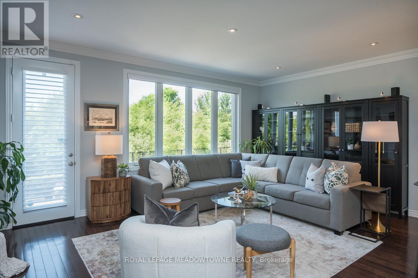 












2 - 485 PRINGLE AVENUE

,
Milton,




Ontario
L9T8A9

