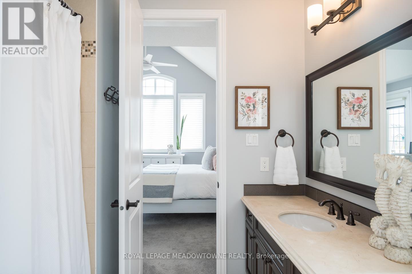 












2 - 485 PRINGLE AVENUE

,
Milton,




Ontario
L9T8A9

