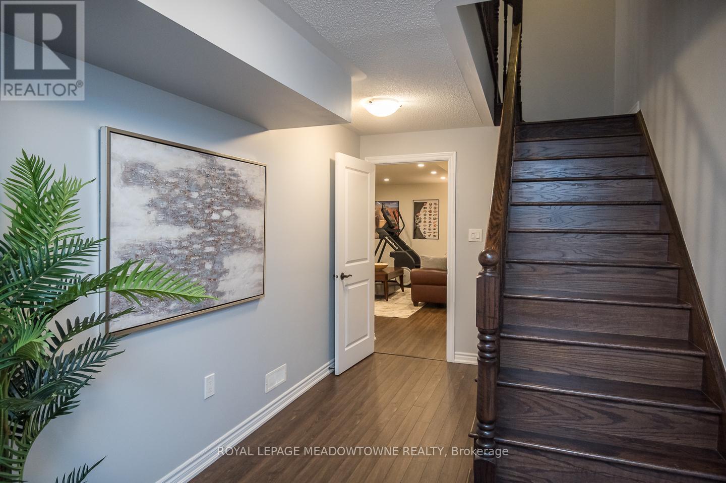 












2 - 485 PRINGLE AVENUE

,
Milton,




Ontario
L9T8A9

