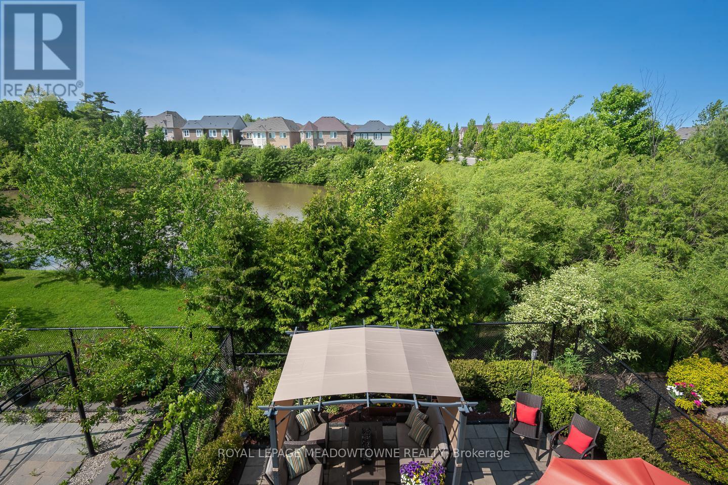 












2 - 485 PRINGLE AVENUE

,
Milton,




Ontario
L9T8A9


