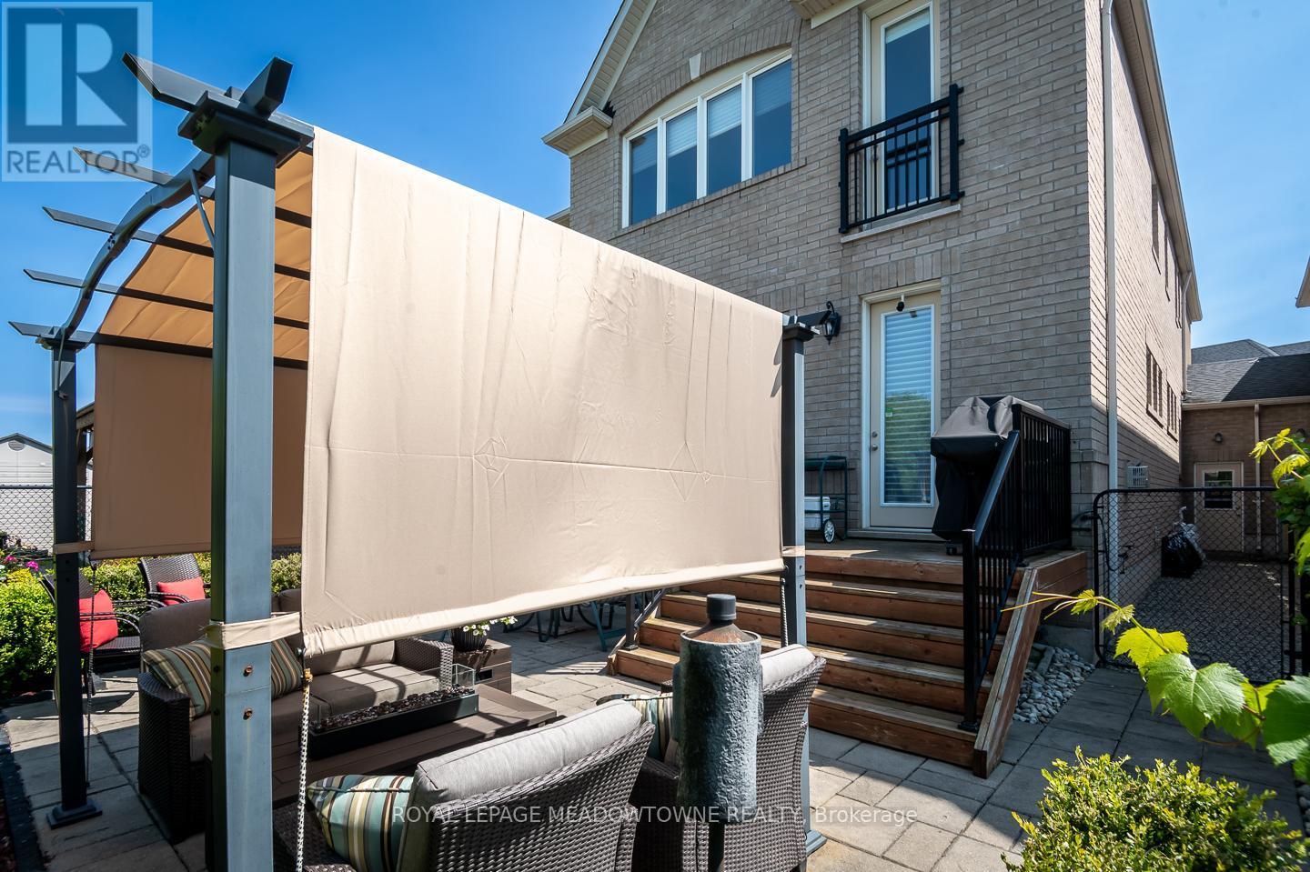 












2 - 485 PRINGLE AVENUE

,
Milton,




Ontario
L9T8A9

