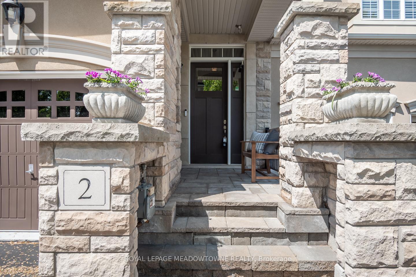 












2 - 485 PRINGLE AVENUE

,
Milton,




Ontario
L9T8A9

