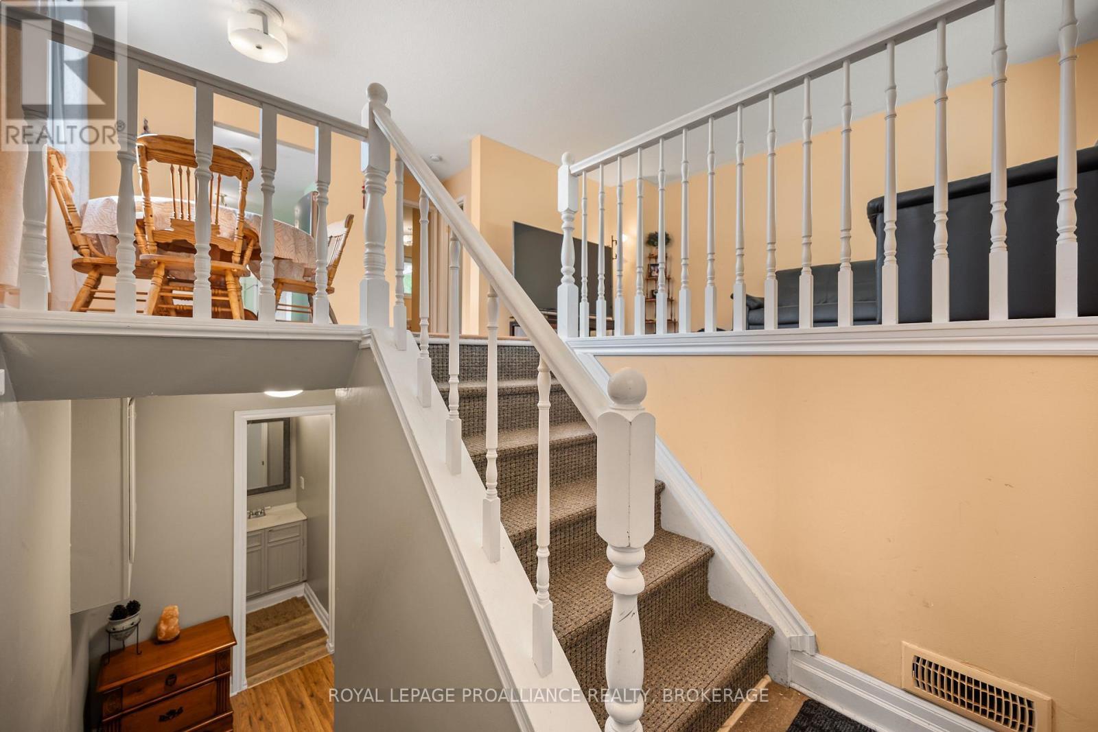 












957 OLD COLONY ROAD

,
Kingston (North of Taylor-Kidd Blvd),




Ontario
K7P1H5

