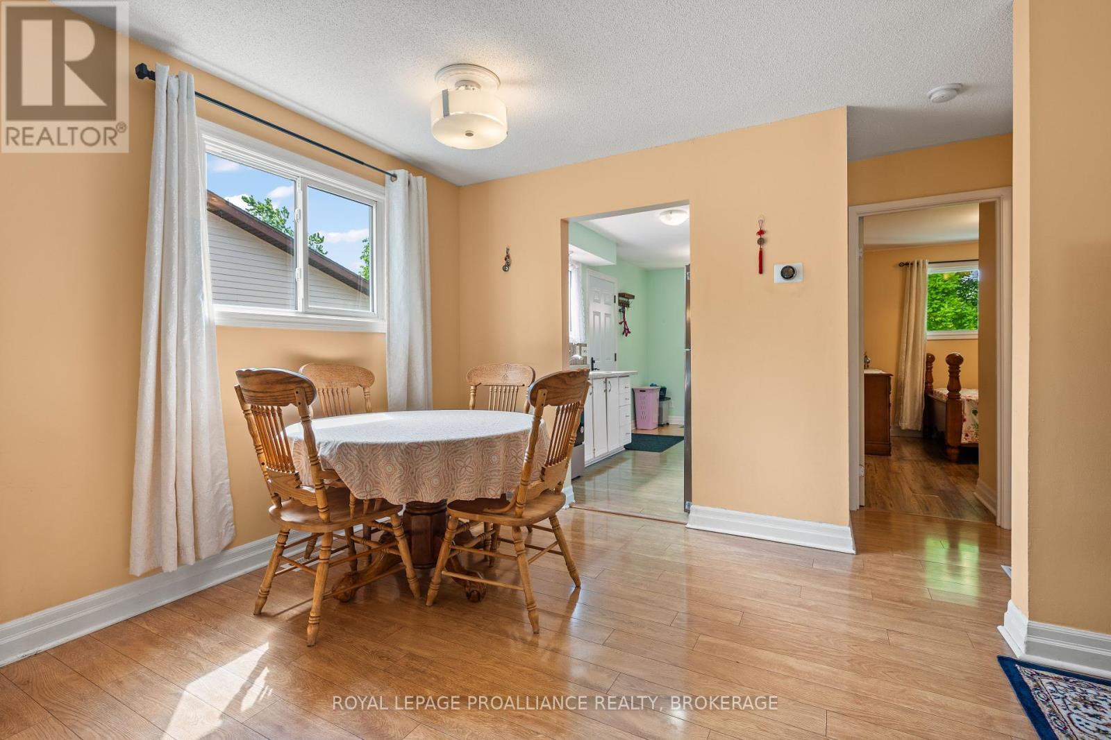 












957 OLD COLONY ROAD

,
Kingston (North of Taylor-Kidd Blvd),




Ontario
K7P1H5

