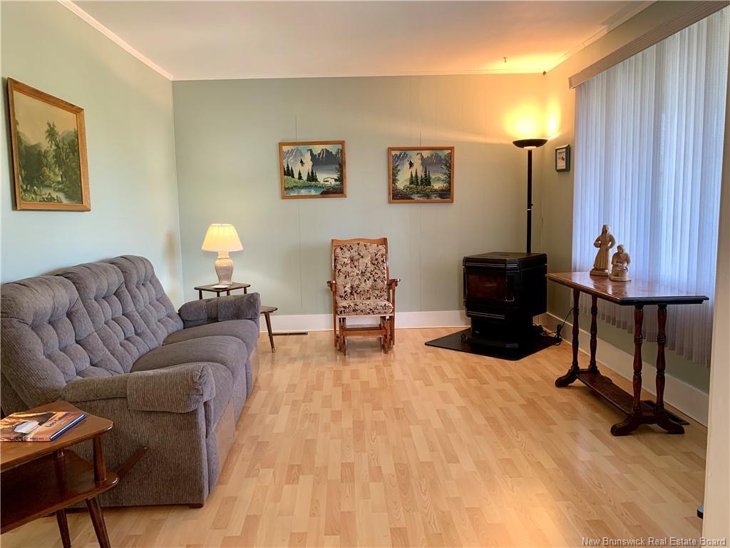 









343


Renfrew

,
Dalhousie,




NB
E8C 2J4

