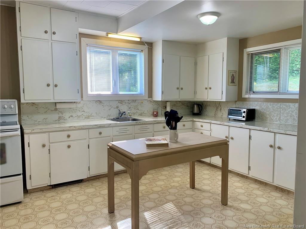 









343


Renfrew

,
Dalhousie,




NB
E8C 2J4

