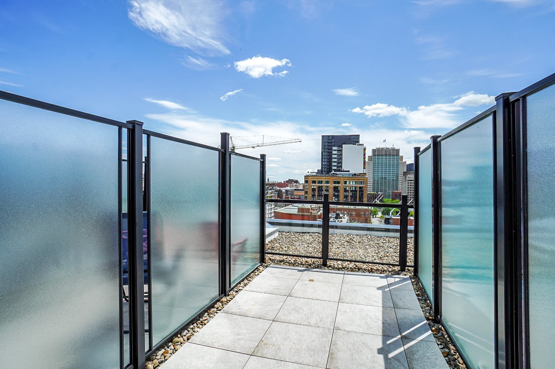 









2100


Boul. St-Laurent

, PH4,
Montréal (Ville-Marie),




QC
H2X0E4

