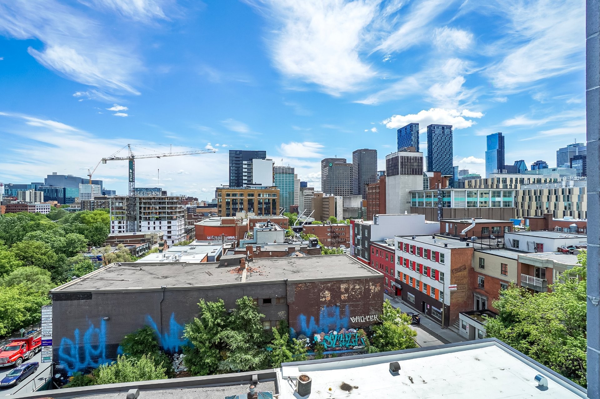 









2100


Boul. St-Laurent

, PH4,
Montréal (Ville-Marie),




QC
H2X0E4

